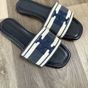 Tory Burch Double T Jacquard Slide Sandal size 5.5